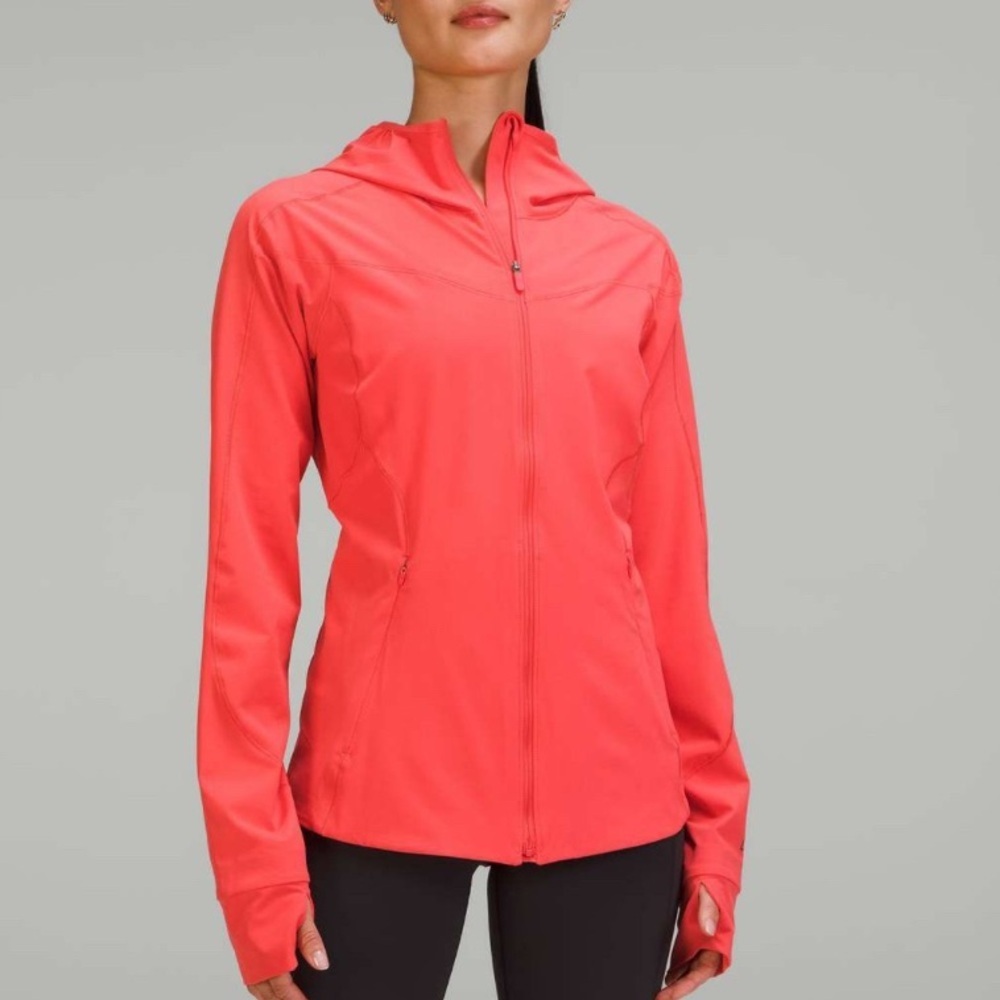 Lululemon Mist Over Windbreaker Size 8 in Pale Raspberry